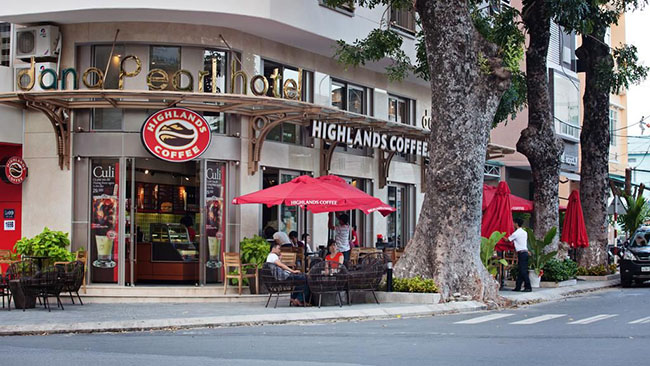 Highlands thườn tốn rất nhiều chi phí cho mặt bằng