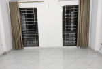 Bán nhà phố Hoàng Mai 30m2- 3 tỷ, 5 tầng, ô tô đỗ cổng, 3 mặt thoáng.