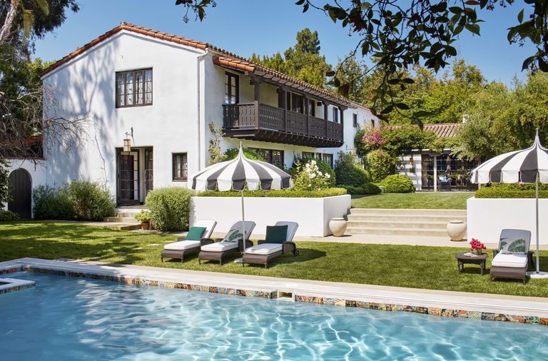 Bên trong ngôi nhà thiết kế nội thất cổ ở Los Angeles