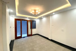 Bán Nhà Phố Ngô Gia Tự, Long Biên, Ô Tô Tận Cổng, 3 Tầng, 46m2, Chỉ 2.6 Tỷ