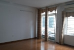Nhà Phố Bồ Đề, Long Biên, 5 Tầng, KD, Ô tô Vào Nhà, 64m2, Giá 5.35 Tỷ