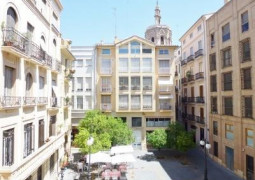 Veronica Apartments