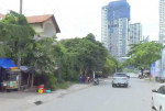 Cần bán gấp lô đất đường số 7,Bình Thuận,Q7,gần trường THCS,giá 2tỷ250,có sổ,dân đông,