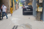 phân lô quân đội - ô tô đỗ cửa - lê trọng tấn .