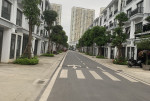 Bán nhà KĐT Yên Hoà, D tích 136m2, 4 tầng, m tiền 22m, Phân Lô, Lô Góc, Ô Tô Tránh.
