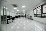 Bán Tòa Nhà Phố Hoàng Quốc Việt Cầu Giấy 120m 9tầng Hầm Thang Máy MT 6m Vỉa hè ÔTô KD Dòng tiền.