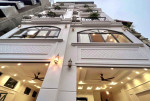 Bán nhà Phố Trạm, nhà 7 tầng, Thang máy, 4 ngủ ô tô ngủ trong nhà giá hơn 6 tỷ.