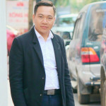 Nguyễn  Long