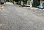Nhà mặt tiền đường 11 phước bình diện tích 86m cấp 4 khu vip