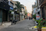 NHÀ NÁT BÙI ĐÌNH TÚY, HẺM Ô TÔ ĐỖ CỬA, GẦN BV UNG BƯỚU,NHỈNH 4 TỶ