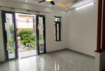 Tôi cần bán nhà mới xây 35m2X5T,Hồ Tùng Mậu, Nam Tử Liêm, 2tỷ99.