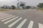 Hot! Bán gấp lô đất đường Tân Liêm, Bình Chánh gần trường THCS Phong Phú, giá ưu đãi 2tỷ990/80m2